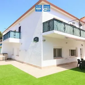 https://sol-cavet.catalonia-hotels.com