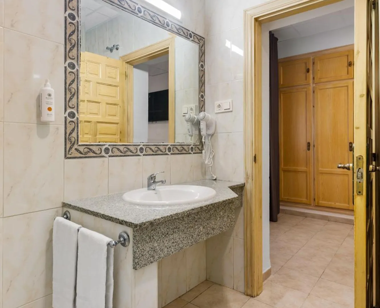Hotel Vas Malaga Ciudad Pensión
